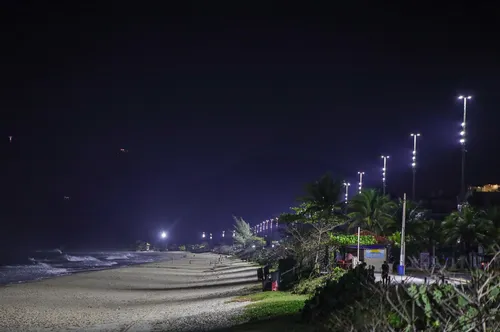 Atualmente, cerca de 75% da população de Niterói já é atendida por lâmpadas de LED
