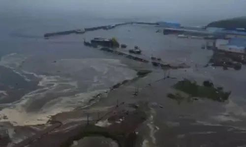 Ondas atingiram a Rússia e o Japão, causando alagamentos
