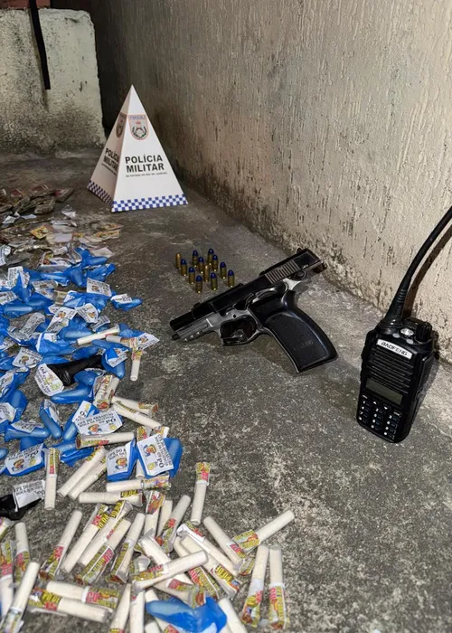 Material apreendido na ação policial