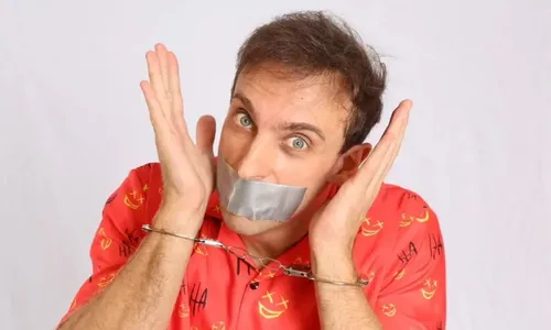 Durante os 70 minutos de espetáculo, o comediante fez piadas com diversos grupos