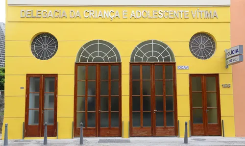 Os abusos vinham acontecendo há cerca de dois anos