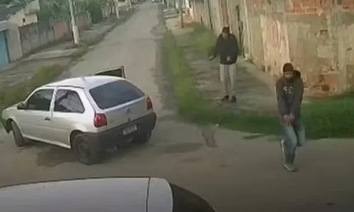 A Polícia Civil comunicou que agentes da Delegacia de Homicídios da Baixada Fluminense (DHBF) investigam o caso