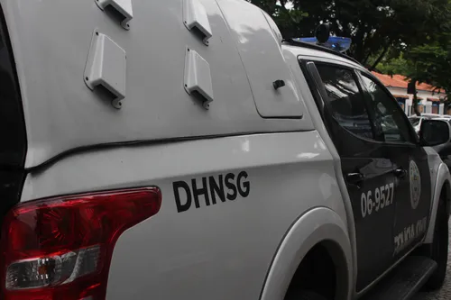 A prisão foi feita por policiais da Delegacia de Homicídios de Niterói e SG