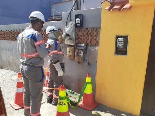 Energia furtada nos três primeiros meses do ano nas oito cidades com mais casos seria capaz de abastecer Niterói, São Gonçalo, Campos dos Goytacazes e Macaé por um ano