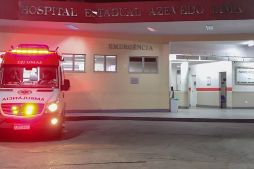 O acusado ferido foi socorrido pelo Corpo de Bombeiros ao Hospital Estadual Azevedo Lima