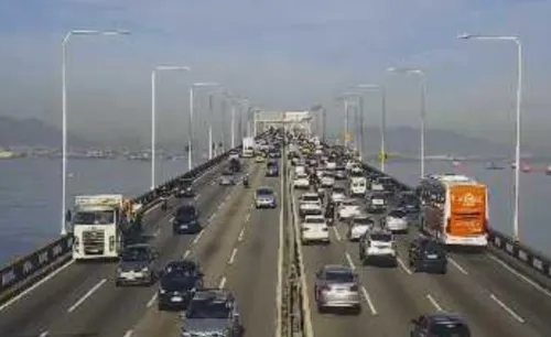 O fluxo é tranquilo apenas no sentido Niterói