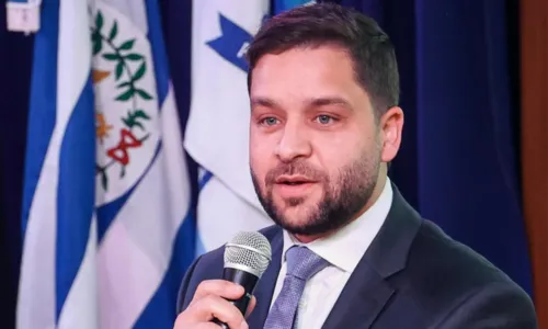 Thiago Pampolha precisou renunciar ao cargo de vice-governador para assumir como conselheiro do TCE