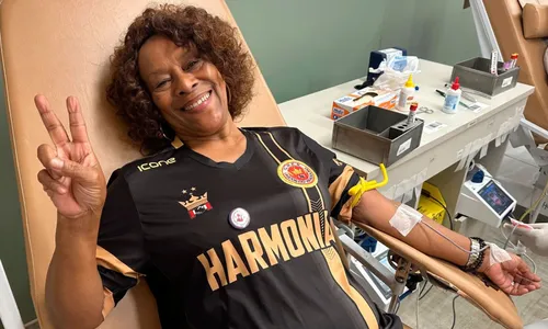Voluntários da Viradouro doaram sangue no Hemorio