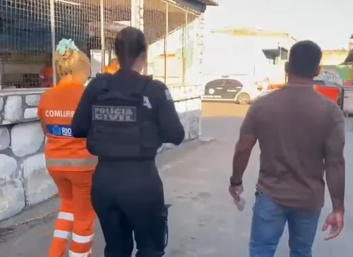 Acusada pelo crime foi presa no local de trabalho