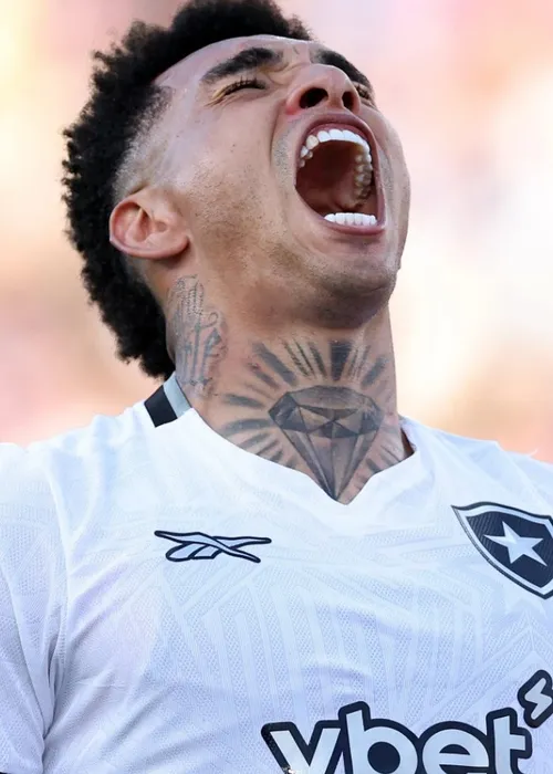 O gol decisivo foi marcado por Igor Jesus aos 36 minutos do primeiro tempo