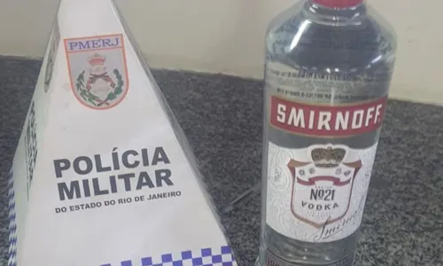 A garrafa de vodka, avaliada em R$ 39,99, foi recuperada