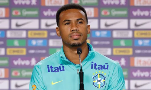 Gabriel Magalhães sofreu uma lesão muscular na coxa direita