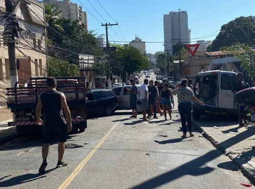 O acidente aconteceu na  Rua Mário Vianna