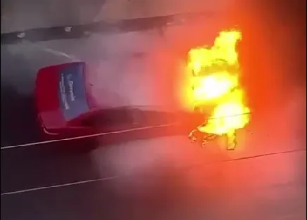 Ainda não se sabe o que provocou o fogo no carro