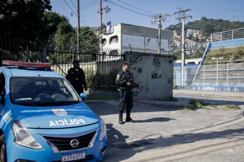 Policiais reforçam o policiamento na região