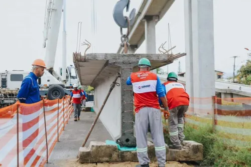 Prefeitura retomou a construção da passarela do Manu Manuela na segunda