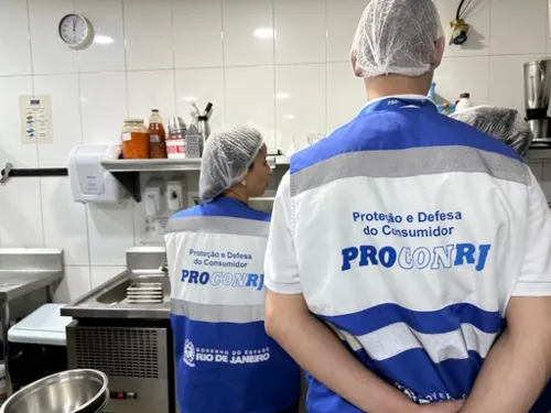 O Procon-RJ também iniciou a orientação de restaurantes que costumam ser procurados nesta data