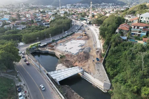 Segundo a Prefeitura, o local ganhará uma praça e um 'parcão'