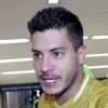 A troca de "unfollow" não passou despercebida pelos internautas