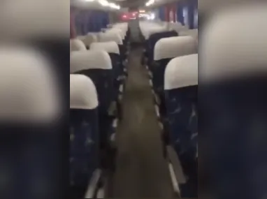 Imagem ilustrativa da imagem Tiros e morte em ônibus a caminho da Ponte; vídeo