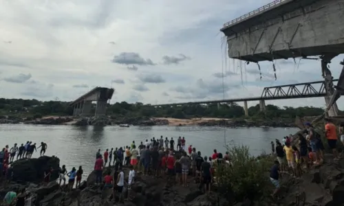 Oito veículos estavam na ponte no momento da queda