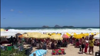 Imagem ilustrativa da imagem Adolescente desaparece após se afogar em praia de Ipanema