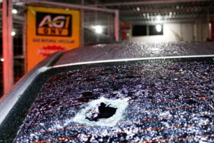 Imagem ilustrativa da imagem Ataque a tiros dentro de loja deixa dois mortos em São Gonçalo