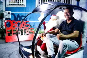 Imagem ilustrativa da imagem 'Casa do Papai Noel' vira atração para moradores de São Gonçalo