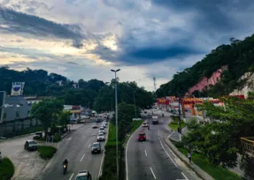 Imagem ilustrativa da imagem Chove forte em SG, e Niterói entra em estágio de atenção
