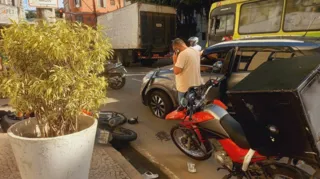 Imagem ilustrativa da imagem Colisão com carro deixa motociclista ferido na Zona Sul de Niterói