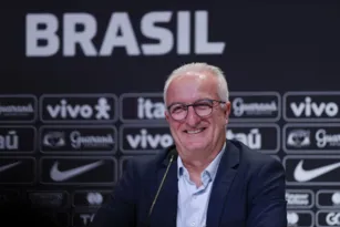 Imagem ilustrativa da imagem Com novidades, Dorival anuncia convocados na Seleção; veja lista