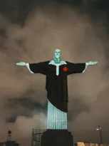Imagem ilustrativa da imagem Cristo 'veste' camisa do Vasco no centenário da Resposta Histórica