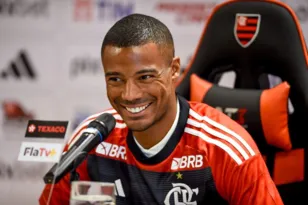 Imagem ilustrativa da imagem De La Cruz será desfalque no Flamengo na estreia do Carioca