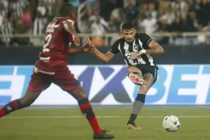 Imagem ilustrativa da imagem De olho na liderança, Botafogo visita o Fortaleza no Castelão