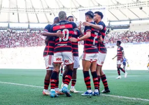 Imagem ilustrativa da imagem De olho na liderança, Flamengo enfrenta o Bangu pelo Carioca