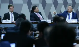 Imagem ilustrativa da imagem Dino e Gonet têm nomes aprovados pelo Senado para STF e PGR