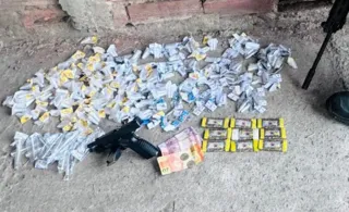 Imagem ilustrativa da imagem Dupla é presa com material do tráfico de drogas em Niterói