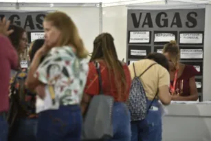 Imagem ilustrativa da imagem Feira das Profissões em Maricá debate futuro do mercado de trabalho