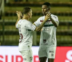 Imagem ilustrativa da imagem Fluminense supera Portuguesa e garante primeira vitória no Carioca