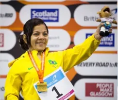 Imagem ilustrativa da imagem Joana Neves, medalhista paralímpica, morre aos 37 anos