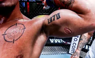 Imagem ilustrativa da imagem Lutador brasileiro é demitido de UFC após morder adversário