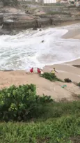 Imagem ilustrativa da imagem Mais um caso! Homem se afoga em praia de Saquarema; vídeo