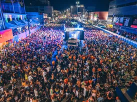 Imagem ilustrativa da imagem Monobloco arrasta multidão e levanta público em Itaboraí