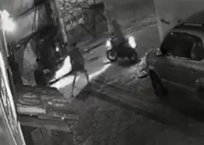 Imagem ilustrativa da imagem Morador é rendido na porta de casa, e moto é roubada em Niterói