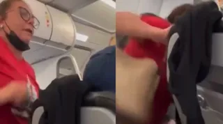 Imagem ilustrativa da imagem Mulher abaixa as calças em voo e ameaça fazer xixi no avião; vídeo