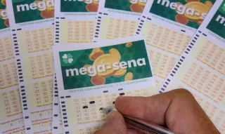 Imagem ilustrativa da imagem Ninguém acerta e prêmio da Mega-Sena acumula para R$ 67 milhões