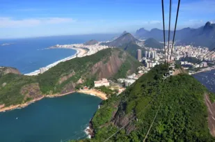 Imagem ilustrativa da imagem Obras de tirolesa no Pão de Açúcar são suspensas pela Justiça