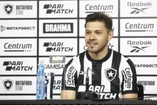 Imagem ilustrativa da imagem 'Orgulho e satisfação', diz Romero em apresentação no Botafogo