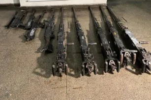 Imagem ilustrativa da imagem Polícia Civil recupera mais nove metralhadoras furtadas do Exército
