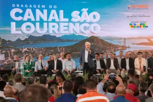 Imagem ilustrativa da imagem Presidente Lula participa de lançamento de obras em Niterói